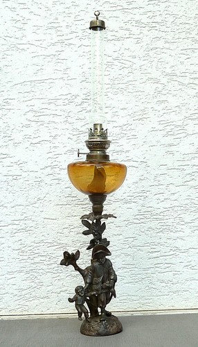 Antike petroleumlampe mit - antike,