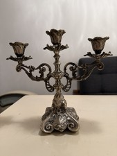 Antiker dreiflammiger