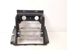 Radioschacht Einbaumrahmen Gehäuse Radiorahmen Mazda 323F