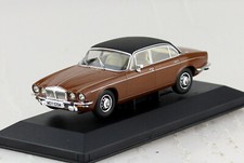 Daimler Double Six Series 2 Vanden Plas RHD 1:43 Vanguards Modellauto 13900