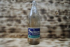 alte Flasche Selters Wasser