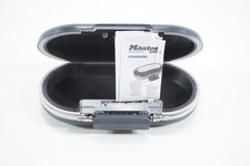 Master Lock Minisafe mit Kombination und Kabel in dunkelgrau