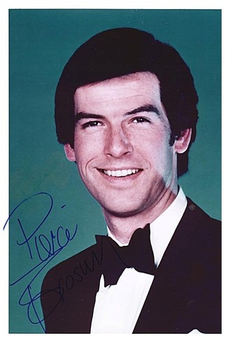 Pierce brosnan autogramm - pierce,