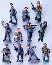 DDR Spielzeug 11 DDR NVA Gummi