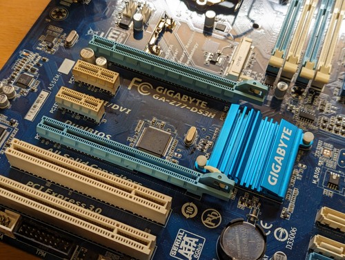 Gigabyte z77 ds3h lga - gigabyte, ga-z77-ds3h,
