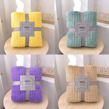 Gerippte Tagesdecke mit