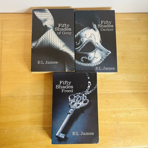 Shades grey trilogy - shades, of