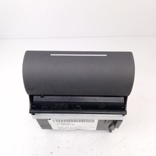 0739 Audi A3 8L BJ2001 Aschenbecher vorne schwarz Mittelkonsole 8L0857951C