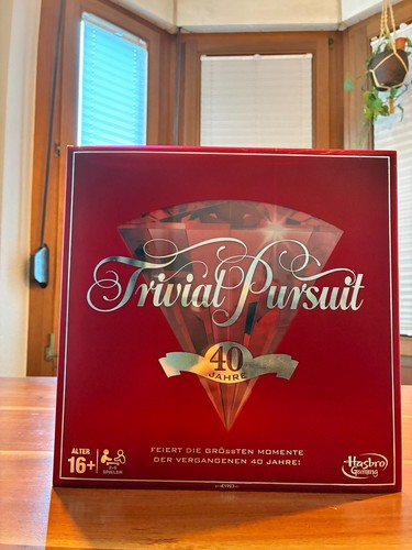 Hasbro trivial pursuit 40th - hasbro,
