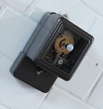 Quarz - Schaltuhr VEB