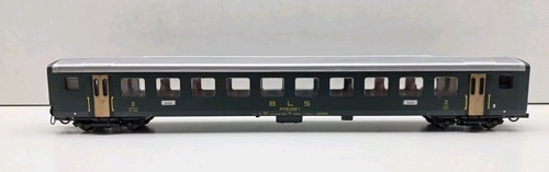 Roco 4238 eilzugwagen - h0,