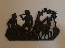 Gusseisen Reliefbild: Szene, die Hirten mit Flöten u. Tieren unter Bäumen darste