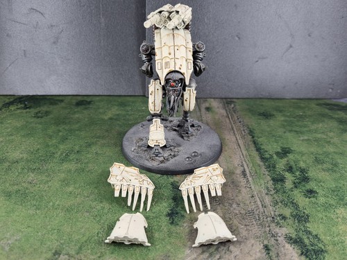 Umgebauter armiger moirax mit - umgebauter,