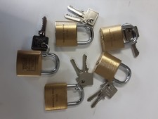 5 Stück Vorhängeschloss Burg Wächter Gleichschliessend Z1  116/40 + je 2 Schl.