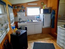 Feststehender Wohnwagen in der Eifel