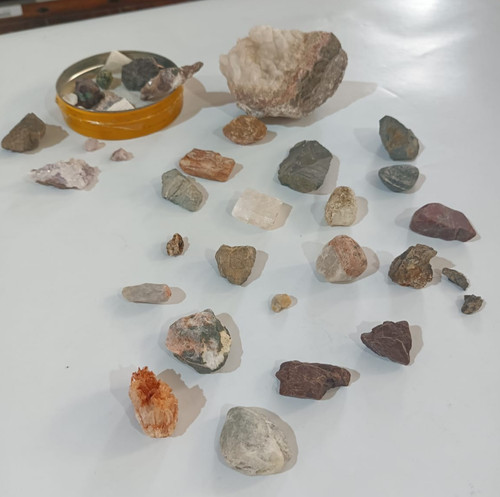 Konvolut mineralien steine - konvolut,