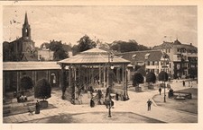 Bad Pyrmont     Brunnenplatz mit Hauptbrunnen