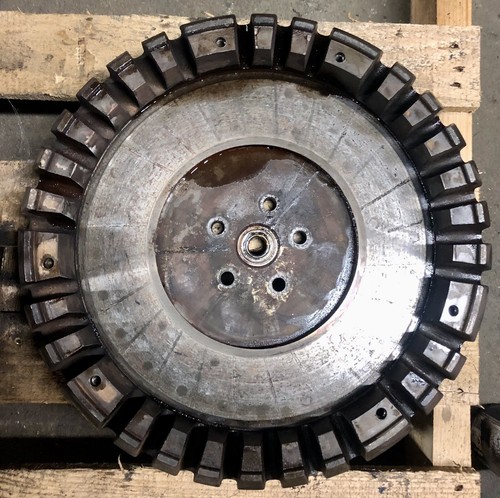 125 traktor - mf, 25