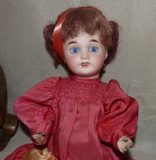 antike französische Porzellankopfpuppe Limoges Cherie um 1915 in ca. 37 cm