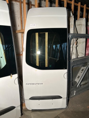 Mercedes benz sprinter w907 - mercedes,