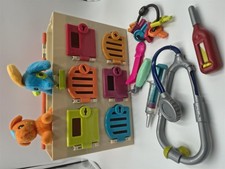 Spielzeug Tierarztkoffer mit Kuscheltieren - Doktorkoffer Tierklinik -- 9161/801