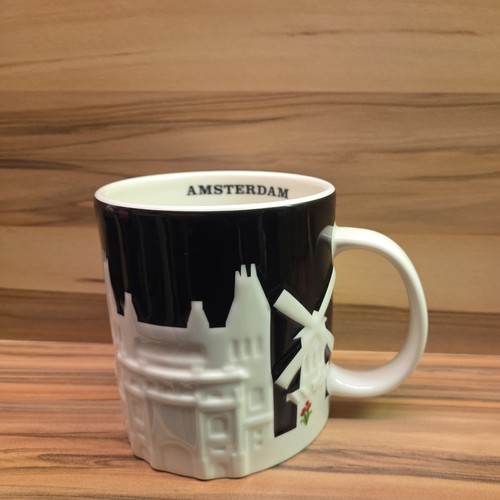 Starbucks amsterdam relief - amsterdam,
