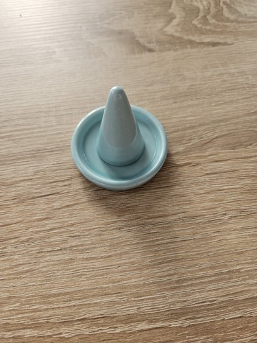 Ringhalter und schmuckschale - ringhalter,