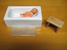 Puppenstuben Möbel 60er Jahre DDR Badezimmer Badewanne Porzellan Hocker vintage