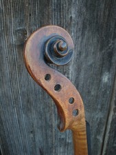 Sehr alte Geige bez.  "A