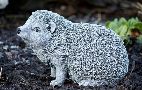 Frostfeste steinfigur igel - steinfigur,
