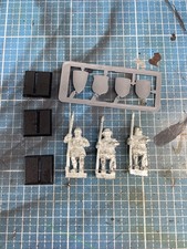 Warhammer Fantasy Bretonia Classic Men At Arms 3x Metal