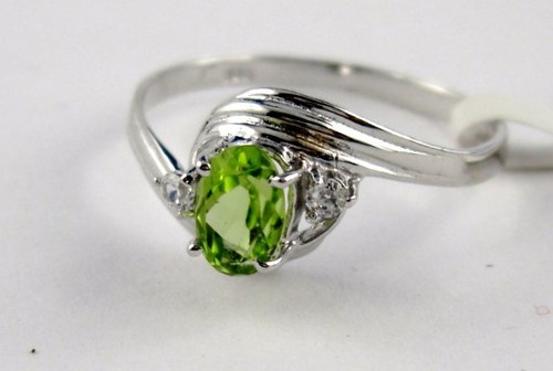 L10 peridot ring - peridot, schliff