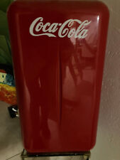 Kühlschrank mini, Coca Cola Schriftzug darauf, wie neu, einmal probiert