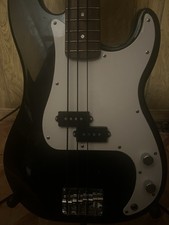 Squier Precision Bass Electric