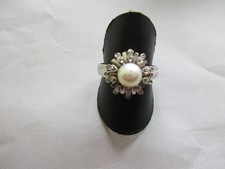 Damenring 14 Karat Weißgold mit 10 Brillanten und Zuchtperle