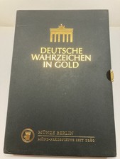 Goldbarren, Etui, anschauen.