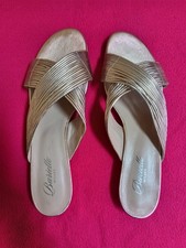 Pantolette 45 Gold 2 Absatz