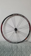 Fast Neu Campagnolo KHAMSIN Rennrad Vorderrad. 700C. Clincher.