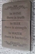 Zippo beidseitig Gravur (Wine, Beer, Water, Best Friend) + Indian Head von 2015 