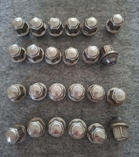 Ford Ranger T7 T8 T9 Radschrauben Kit 24 Stück ab Bj 2012 - 25,  30320686 Chrome