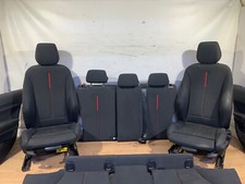 BMW 1er F20 Sitze Sportsitze Innenausstattung M Paket M Technick schwarz / rot