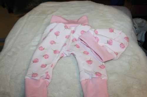 Babyset+Pumphose+Mütze-Handma