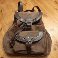 Handtasche Rucksack asos