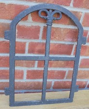 Fenster, altes gusseisernes