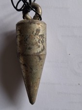 Vintage Eisen Plumb Bob Maurer-Zimmermannswerkzeug, DDR mit Stempel , gebraucht