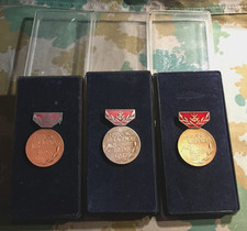 DDR NVA MfS GST Hervorragender Ausbilder Gold Silber Bronze Orden Abzeichen