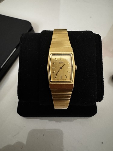 Elegante seiko quartz - elegante,