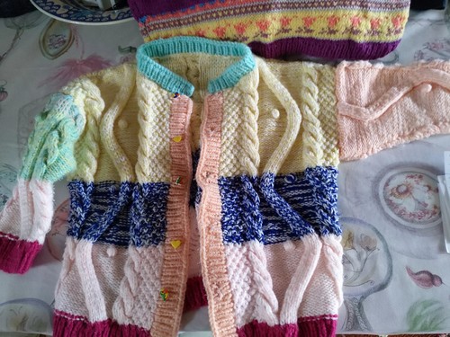 Strickjacke bunt selbst - strickjacke, bunt,