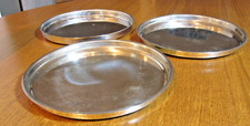 Teller aus Edelstahl -