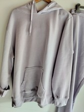 Damen Trainingsanzug Gr. 44/46 Flieder, siehe Foto und Beschreibung